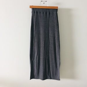 2 for $30 🎀 Wilfred Free - Verushka Skirt